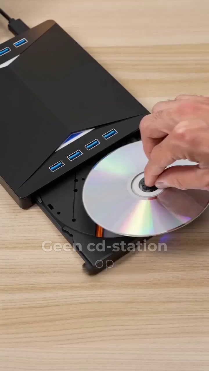 Voeg eenvoudig een dvd-speler en extra poorten toe
