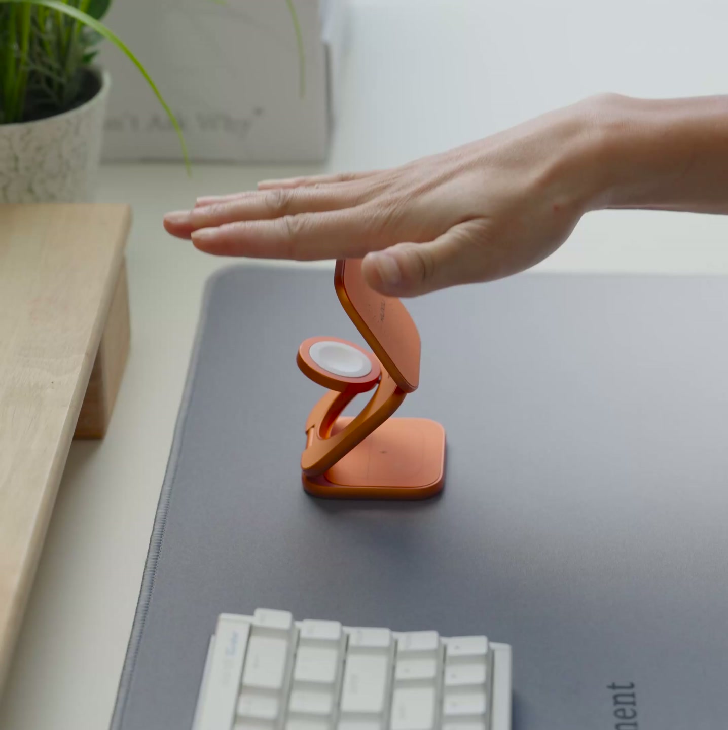 Watch This Charger Change Jobs