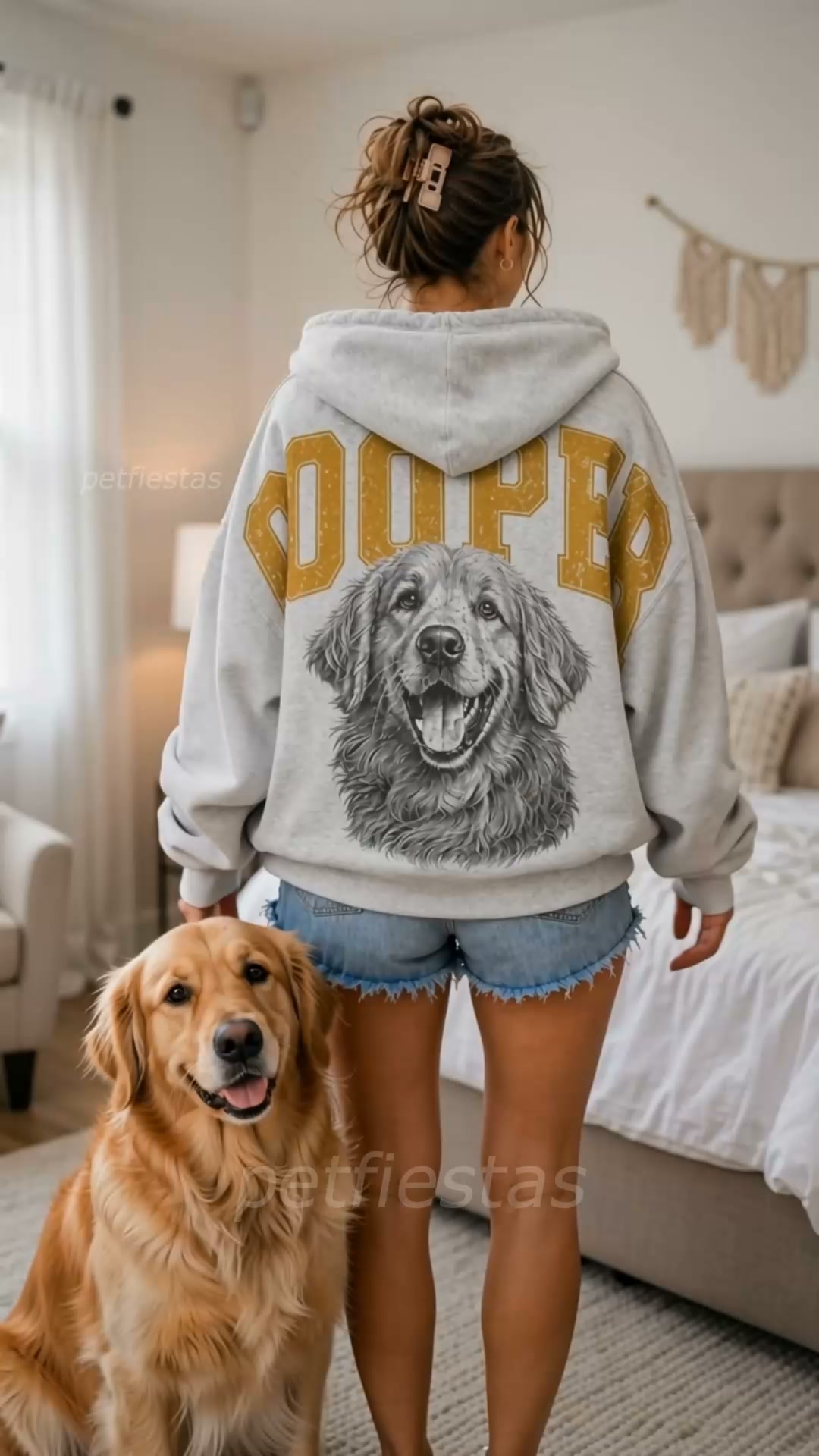 THIS BACK PRINT IS ALL ABOUT YOUR PET.