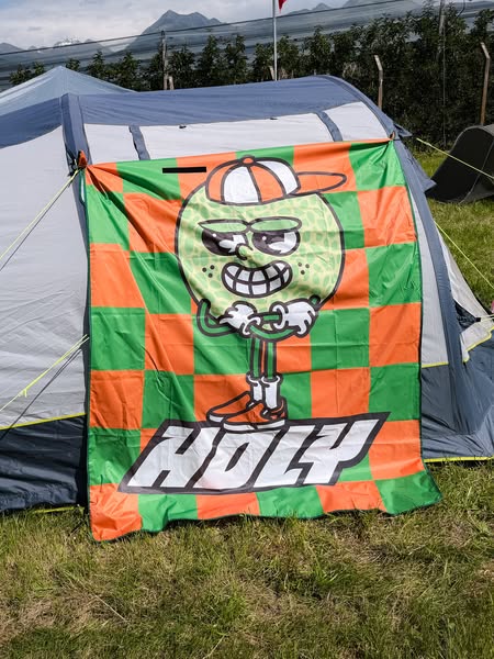 Jetzt Deal sichern! Code: 'HOLY'
