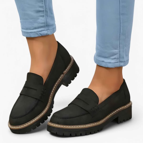 Le mocassin change de semelle