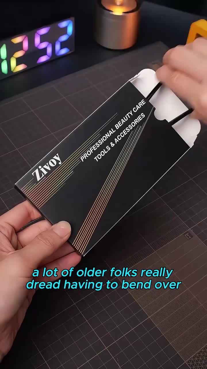 Ergonomic Long-Handle Curved Nail Clipper