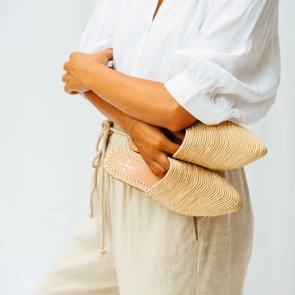 Discover Our Women's Collection + Free Shipping