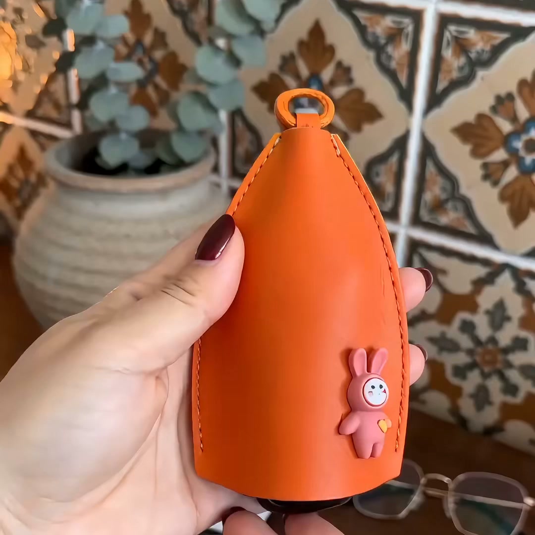 Elegant Leather Key Holder