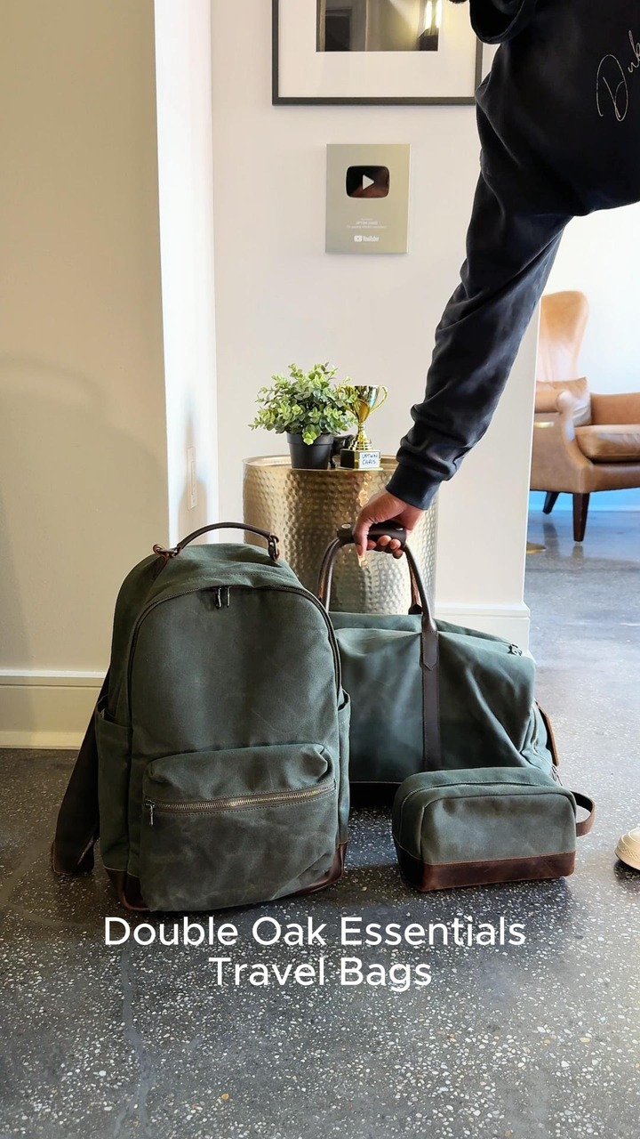 Anúncio de Double Oak Essentials