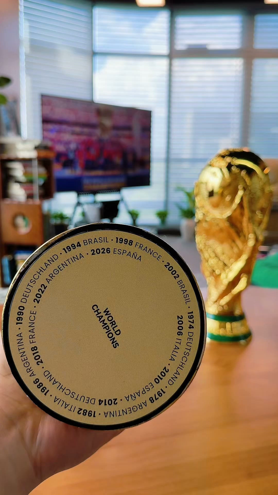 Anúncio de Trophy & Pigskin Nation