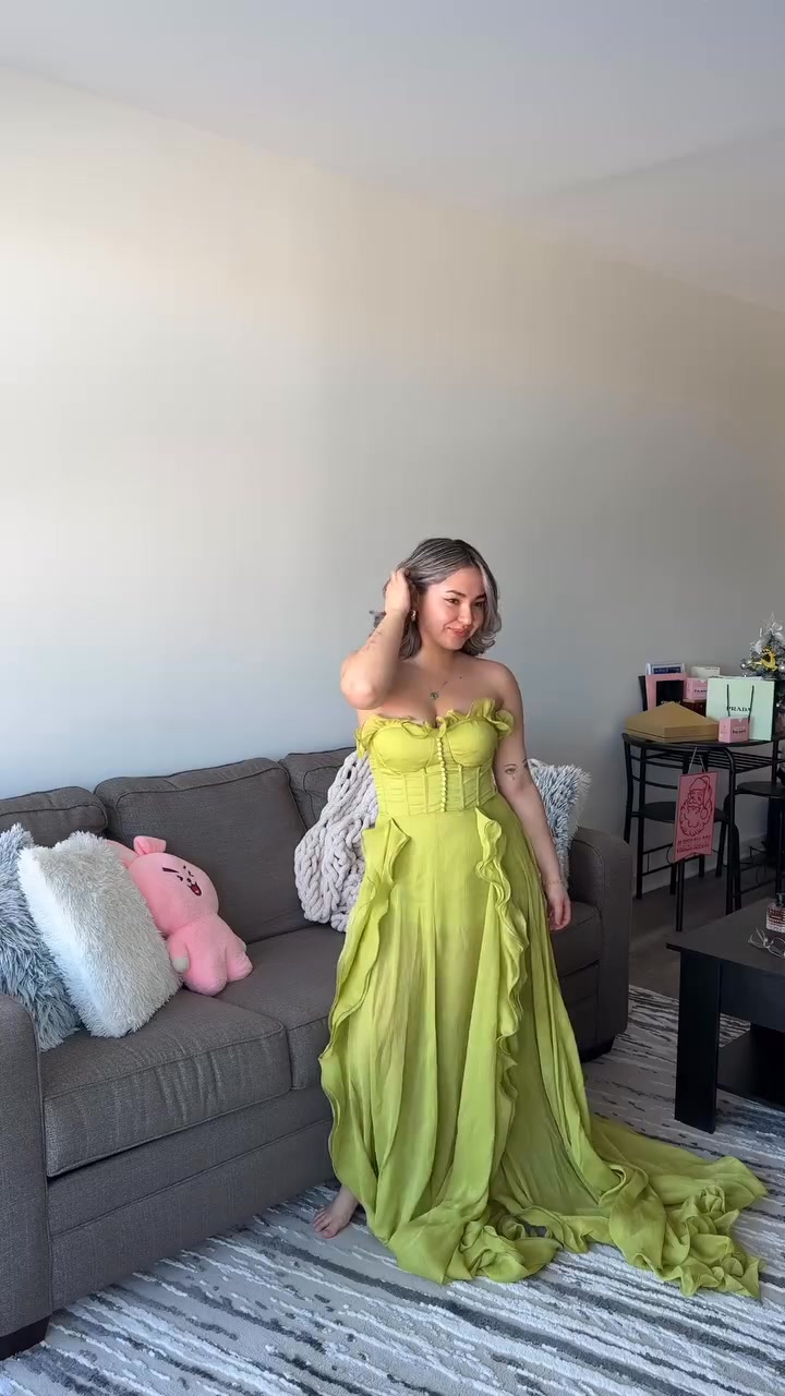 More Hot Outfits