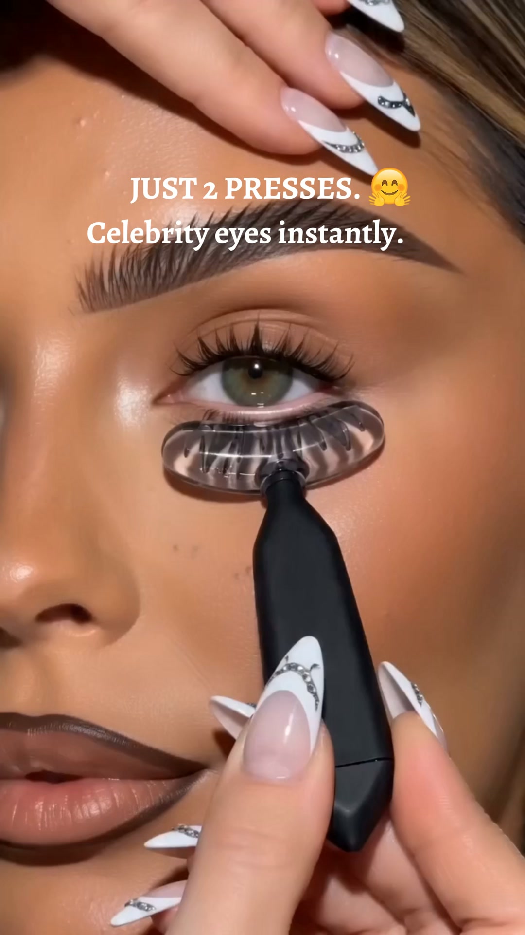 3-in-1 Eye Makeup in Seconds