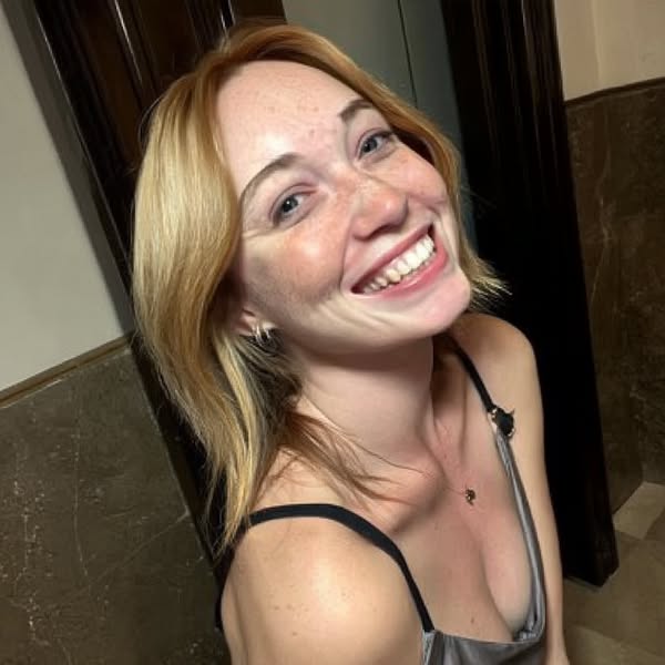 Hayley, 41