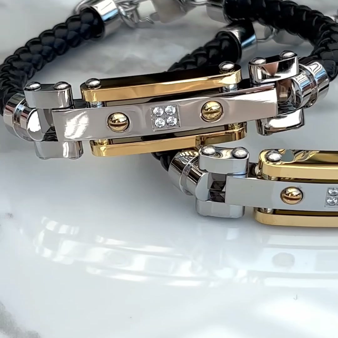 Stoer. Luxe. Tijdloos.