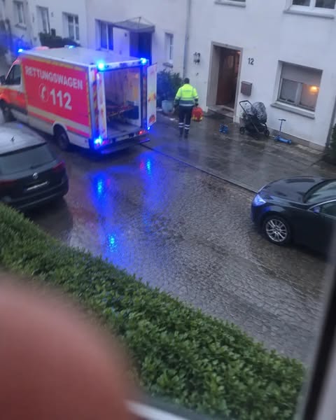 Mein Enkelkind erstickte bei uns im Wohnzimmer. Mein Mann war vierzig Jahre Arzt. Gerettet hat sie jemand anderes.