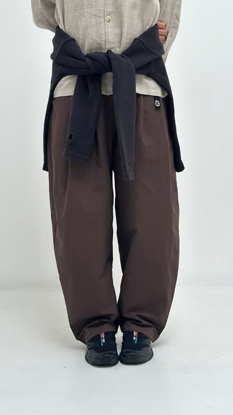 The Goodlids Pleated Hiking Pants