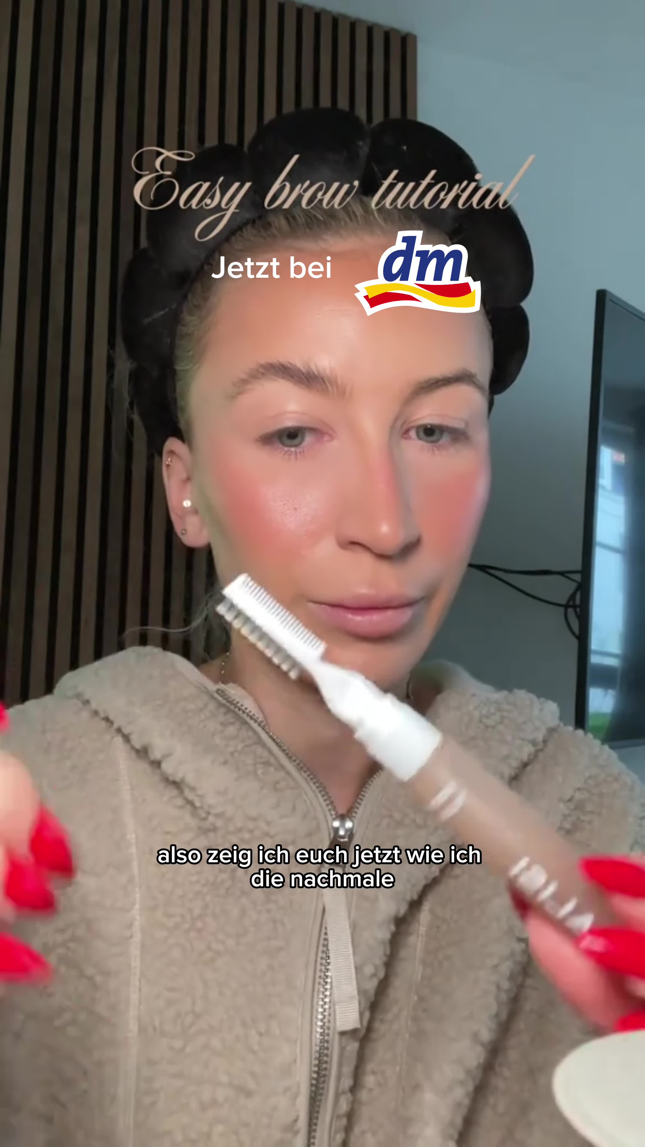 AUGENBRAUEN REVOLUTION BEI DM