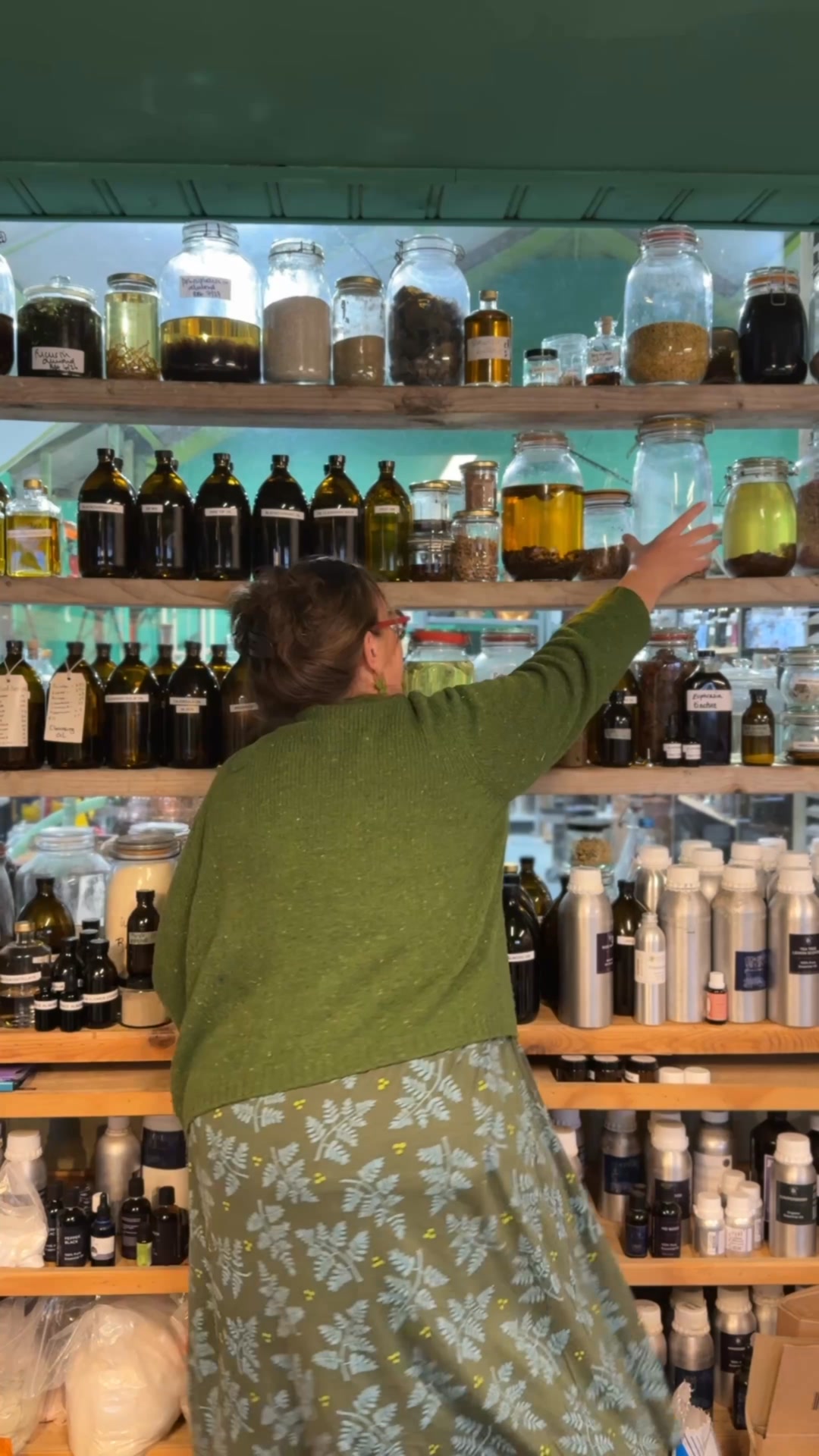 Anúncio de A.S Apothecary