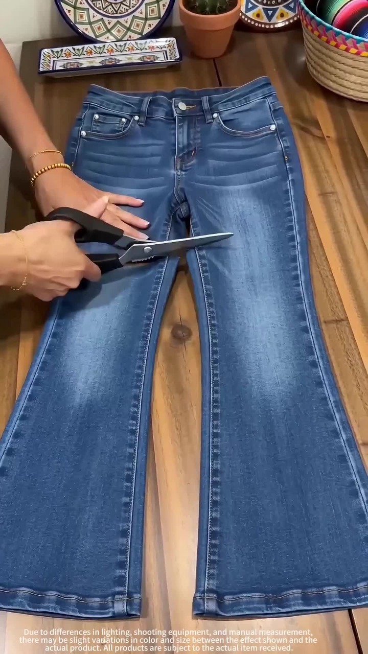 Multifunctional Sharp Pointed Scissors