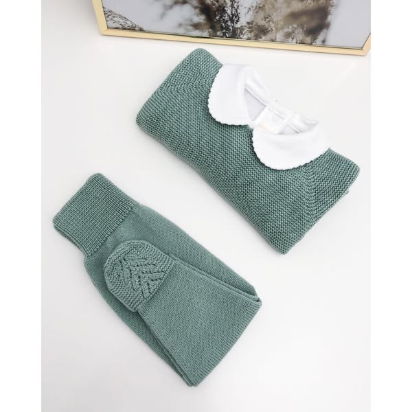 Conjunto y arrullo de REGALO (4 prendas) por €86.95