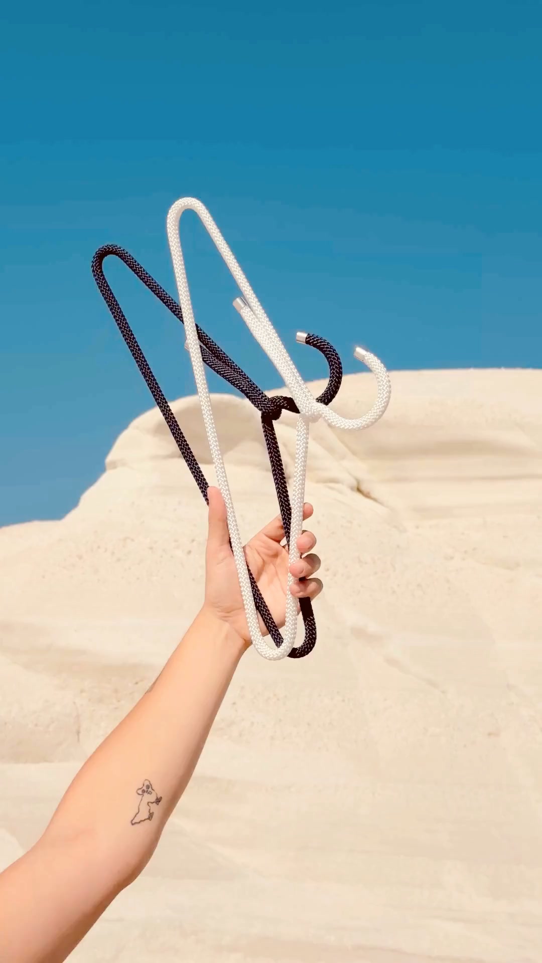 Better clothes deserve better hangers.
