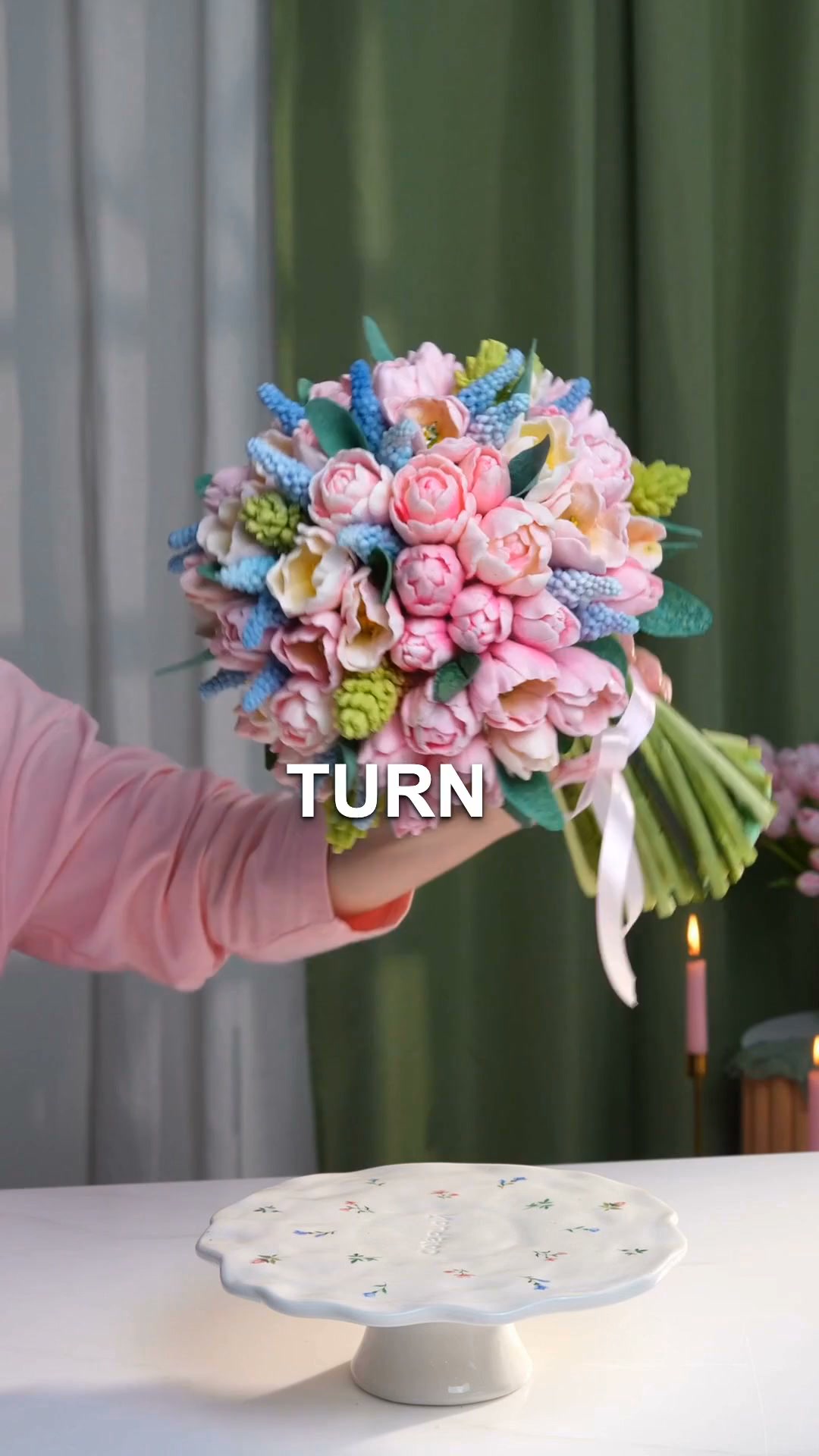 Create Gift-Worthy Edible Flowers