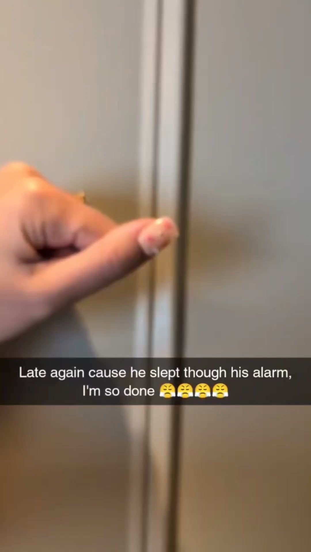 Hij hoort zijn alarm gewoon niet meer