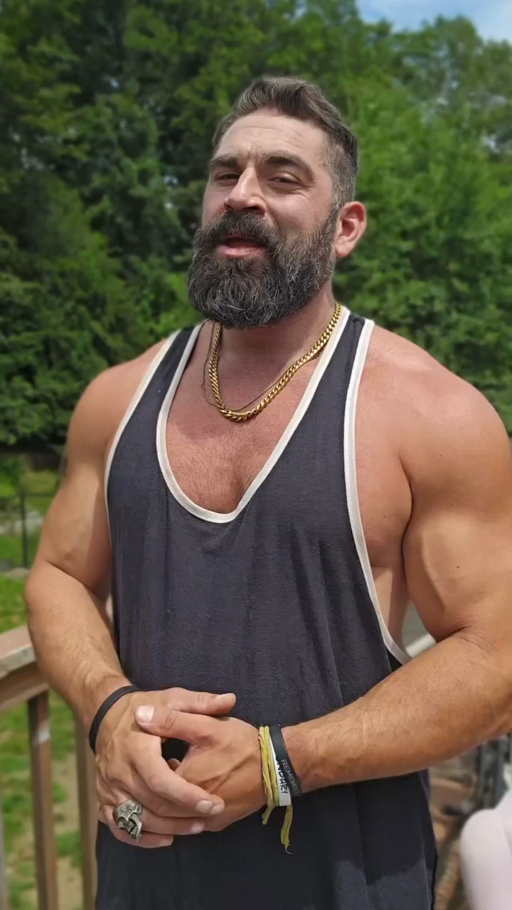 Get a Ripped Chest in 15 Minutes/Day
