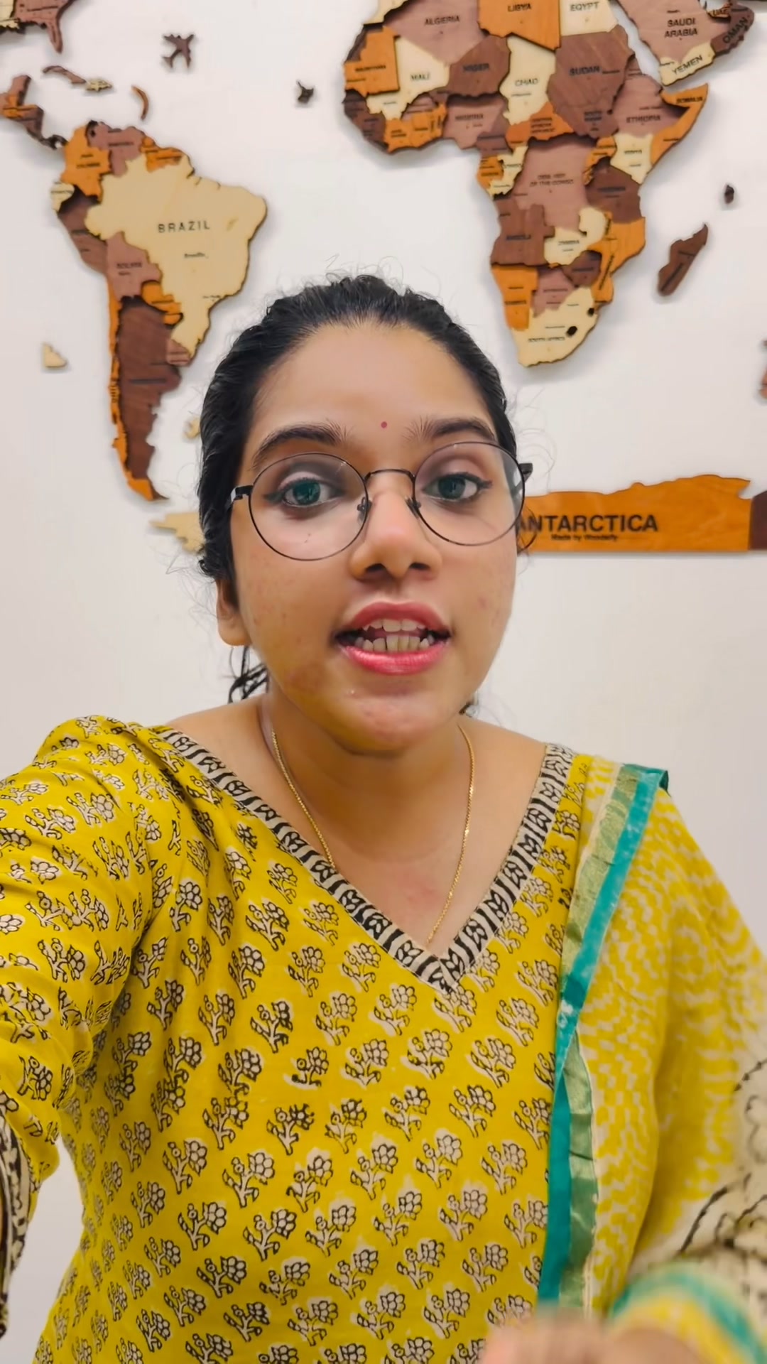 Live Video Spoken English Training.