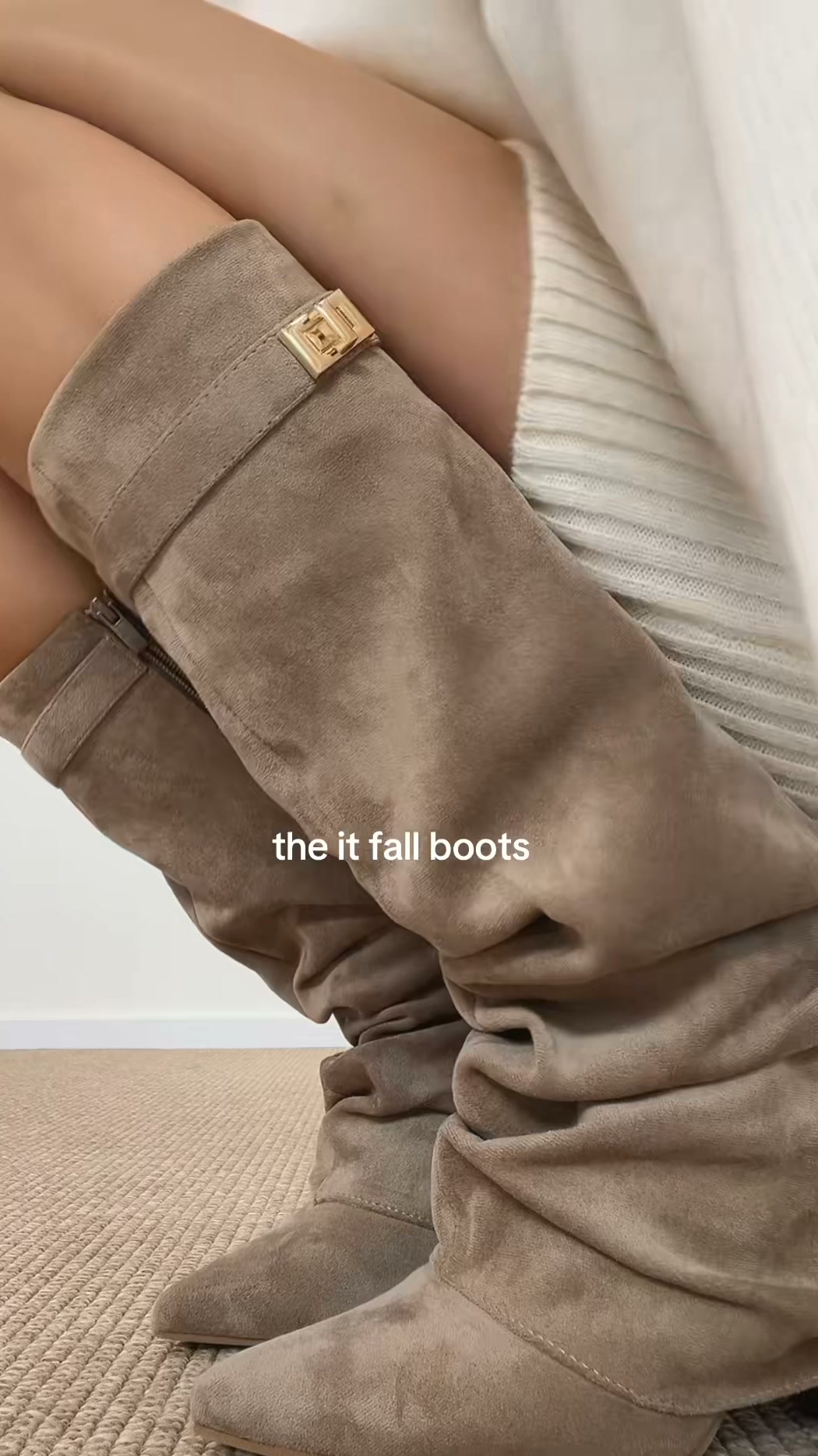 The viral autumn boots