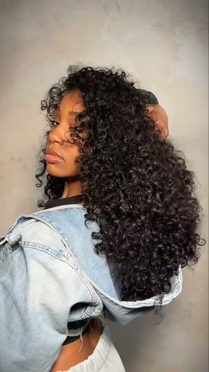 Anúncio de Curlymewig