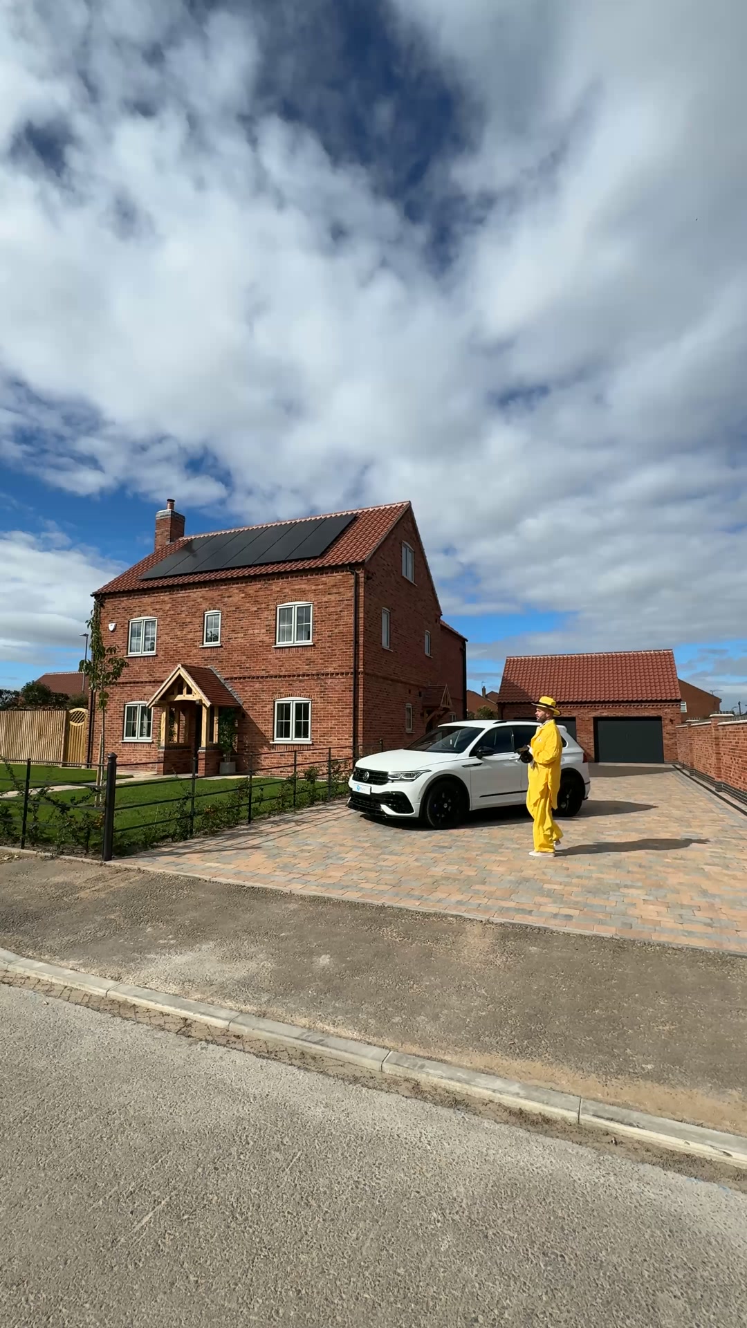 This house or £450k - your choice