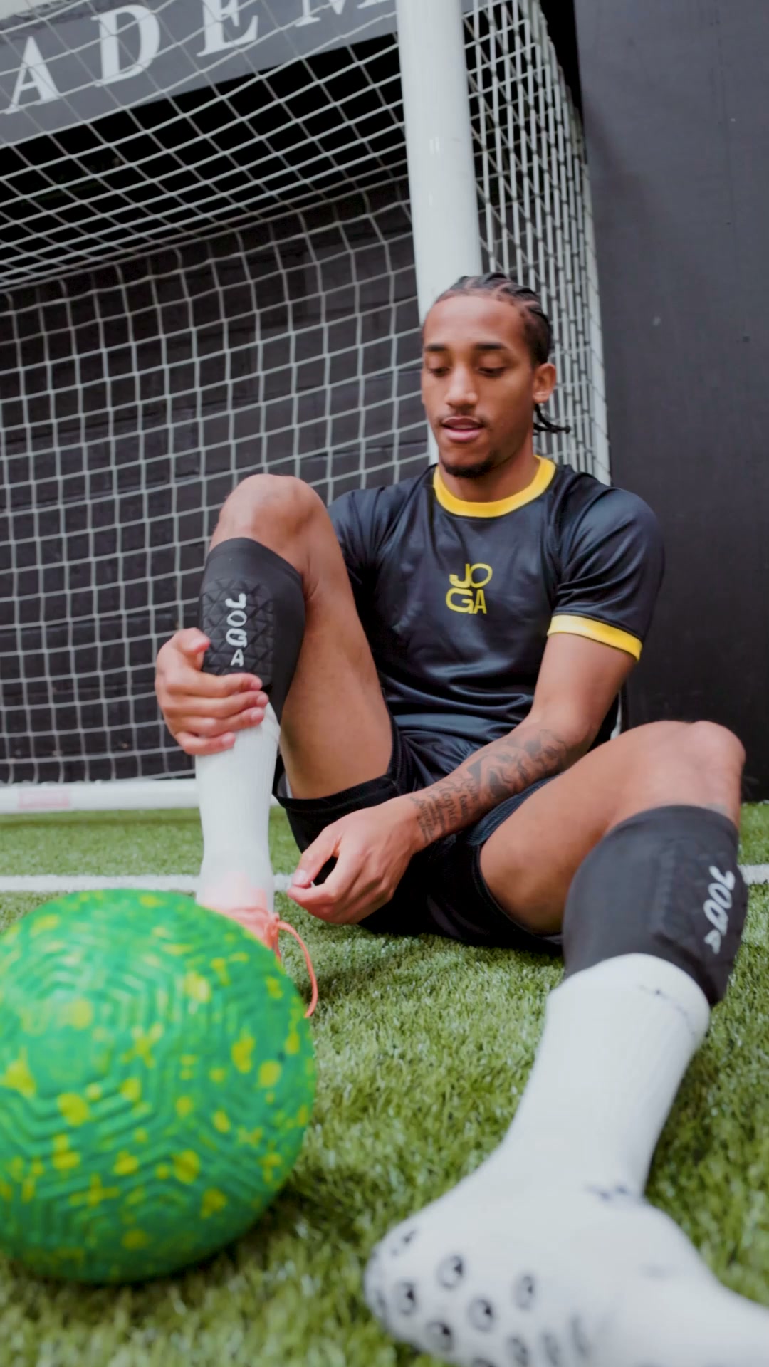 The Shin Guards João Pedro Wears
