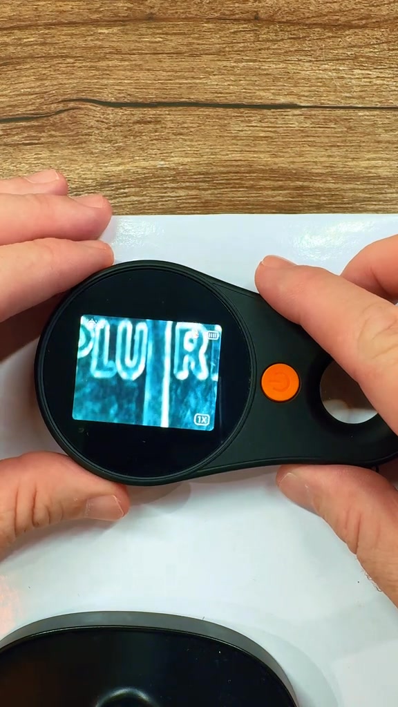 Portable Handheld Magnifying Glass