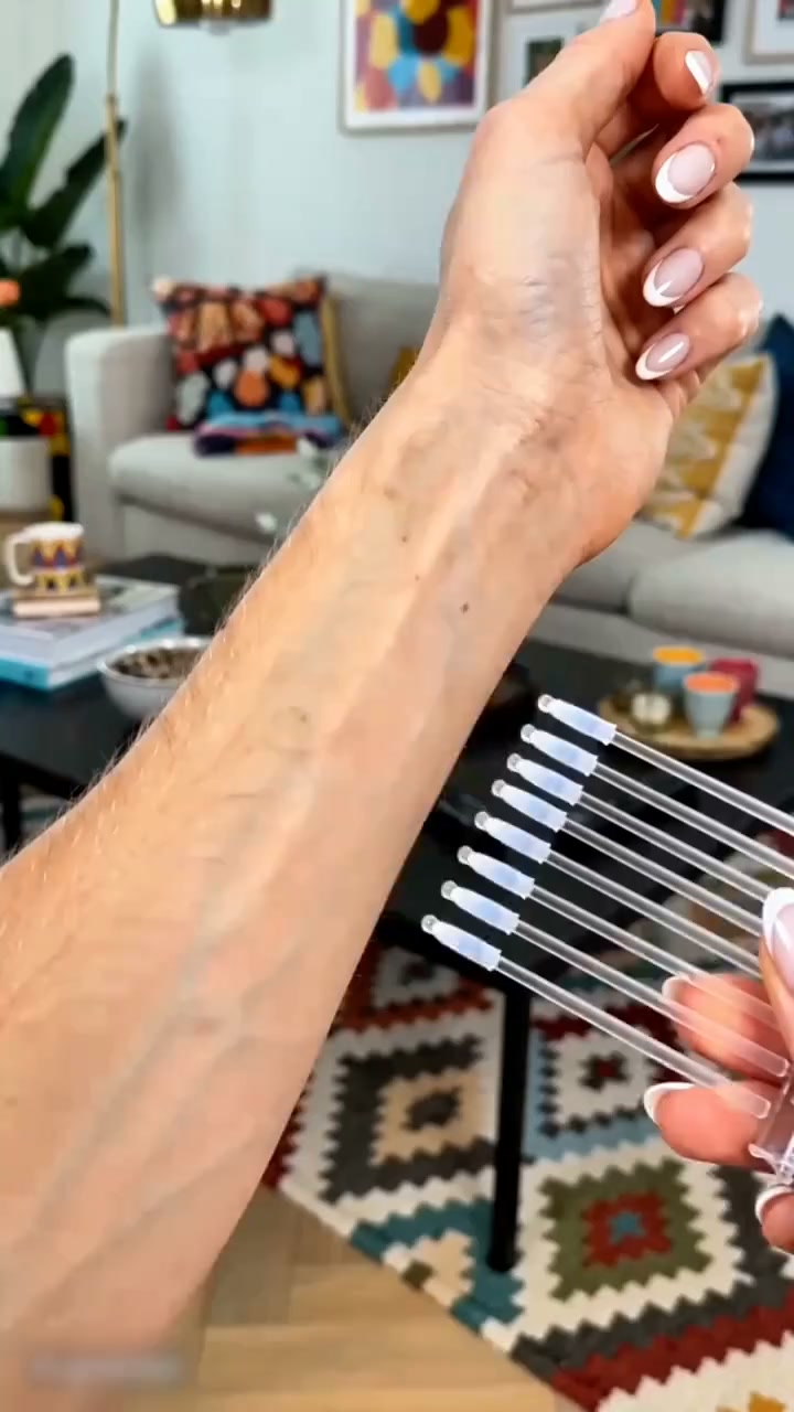 Sticky Ear Cleaning Sticks