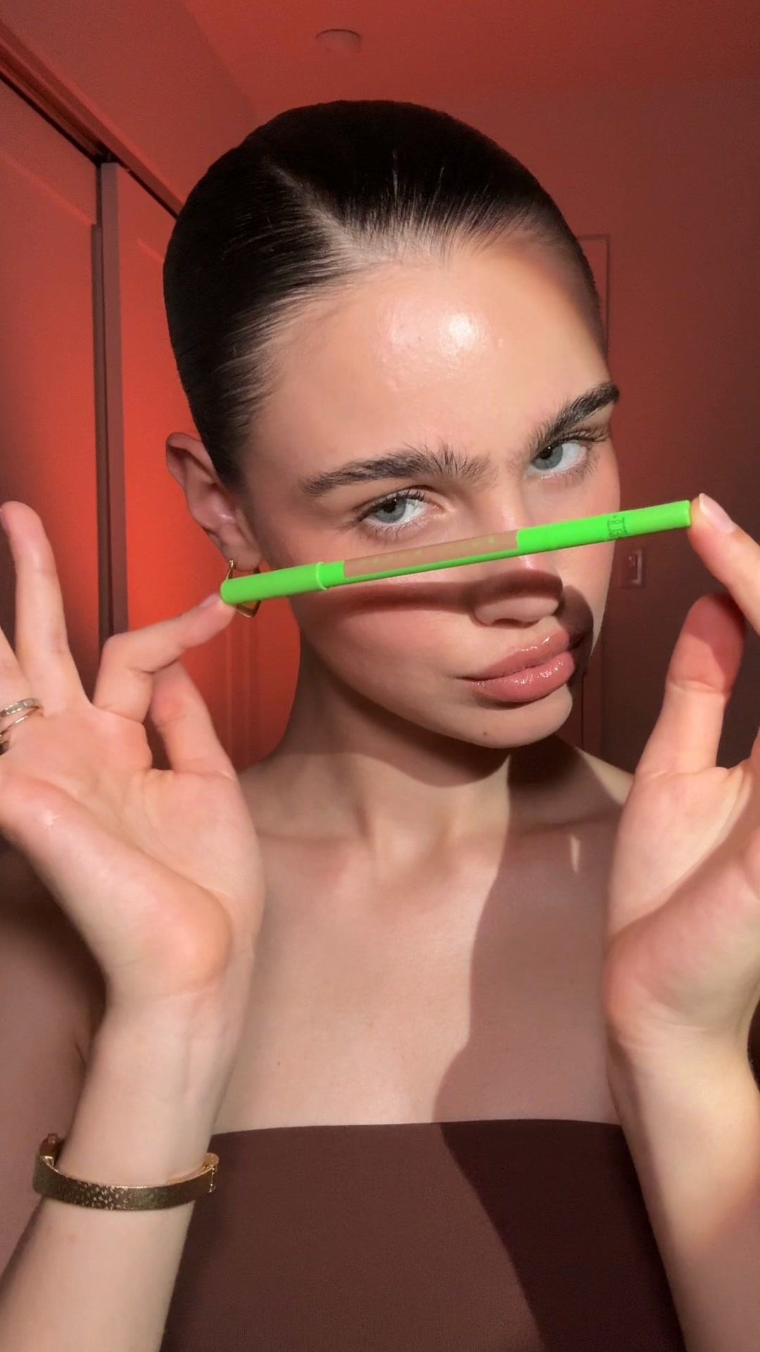 The Bestseller Lip Pencil MOM