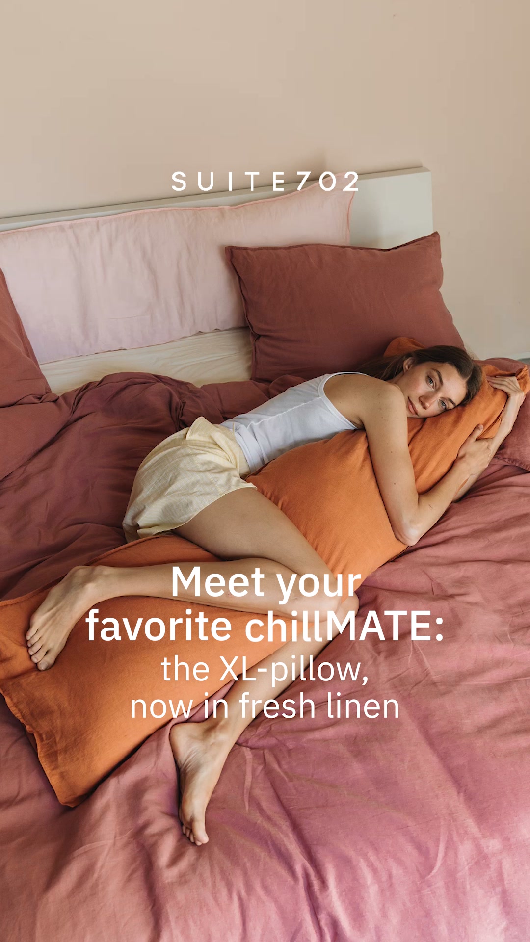 Ontdek de bedMATE. Het unieke extra lange kussen, nu met linnen sloopjes