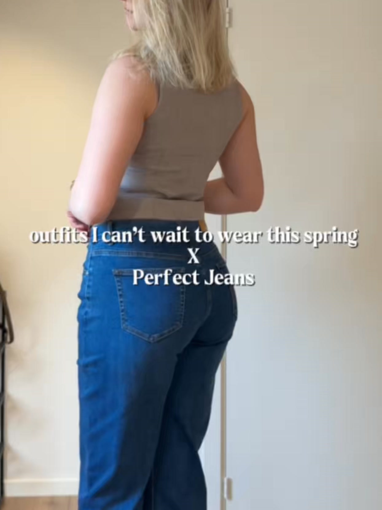 Shop Loose jeans here