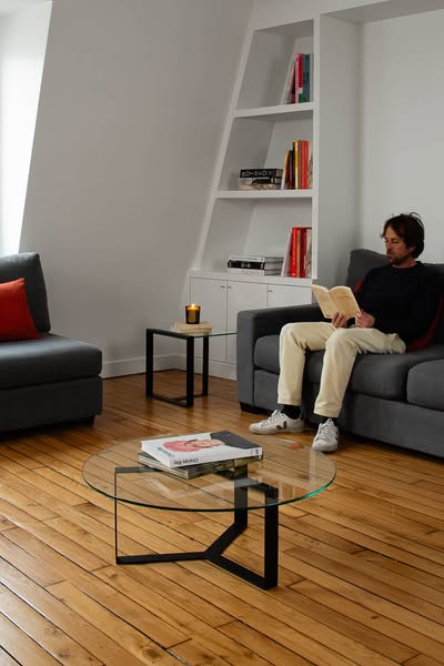 Table Basse Ronde Séverin, faite à la main, dans les Collections du Mobilier National