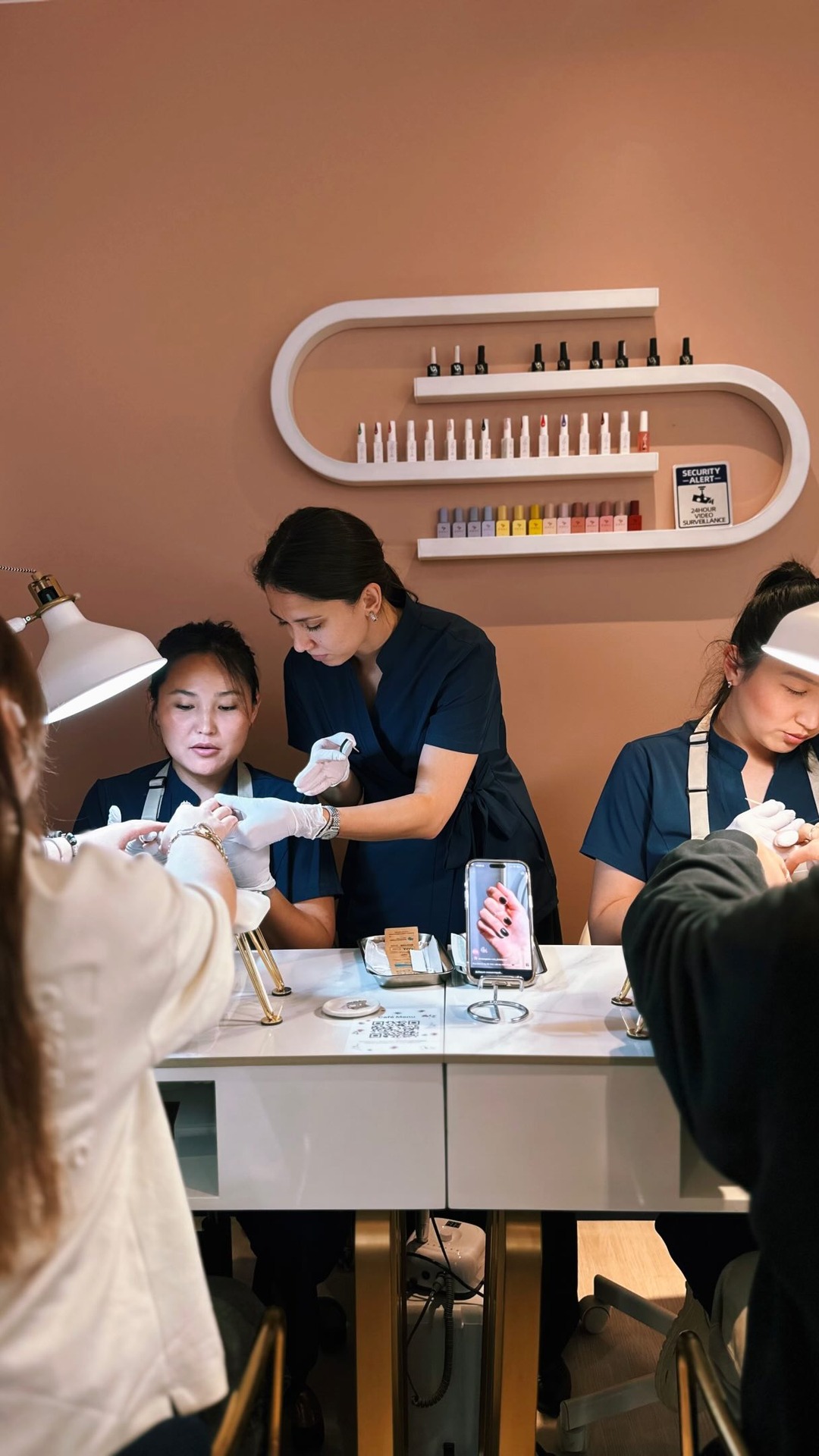 Anúncio de Eva Beauty Hub