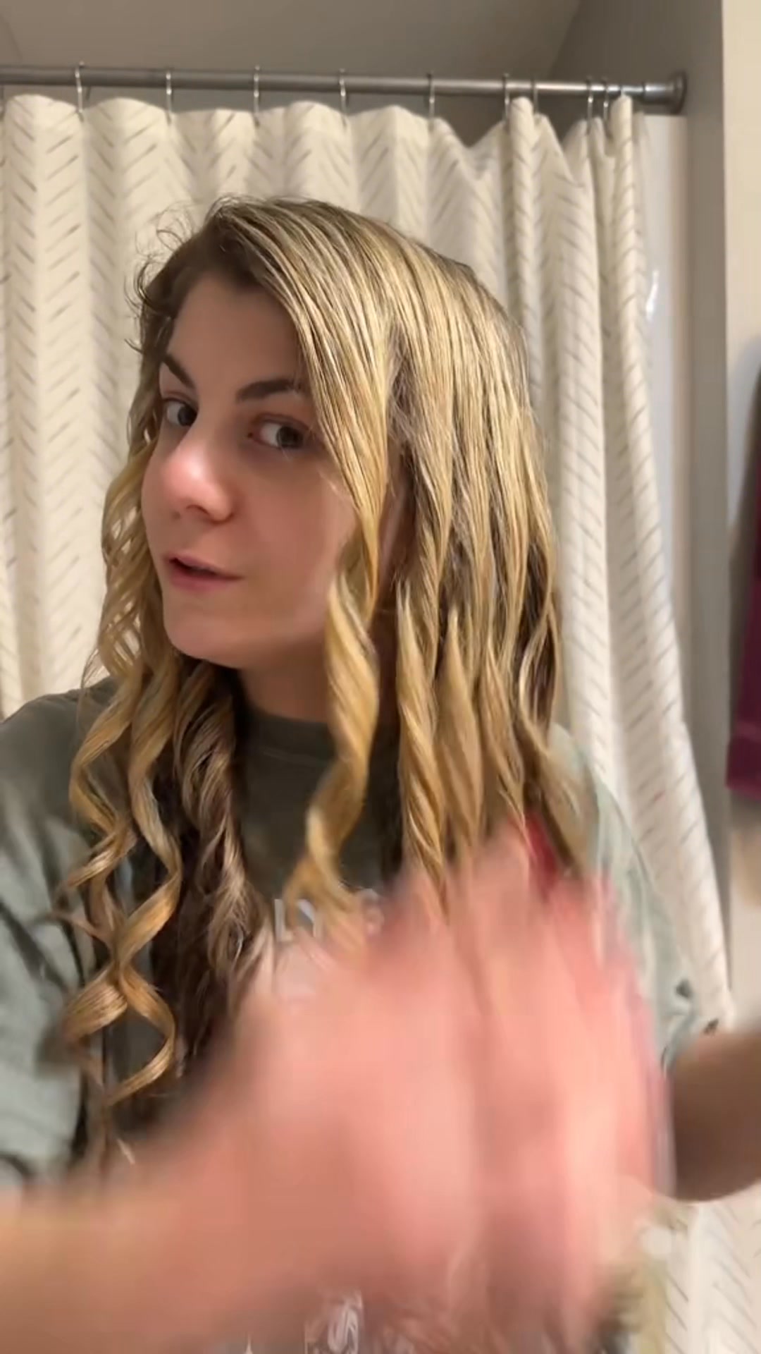 Wave goodbye to hair tangles and burns!