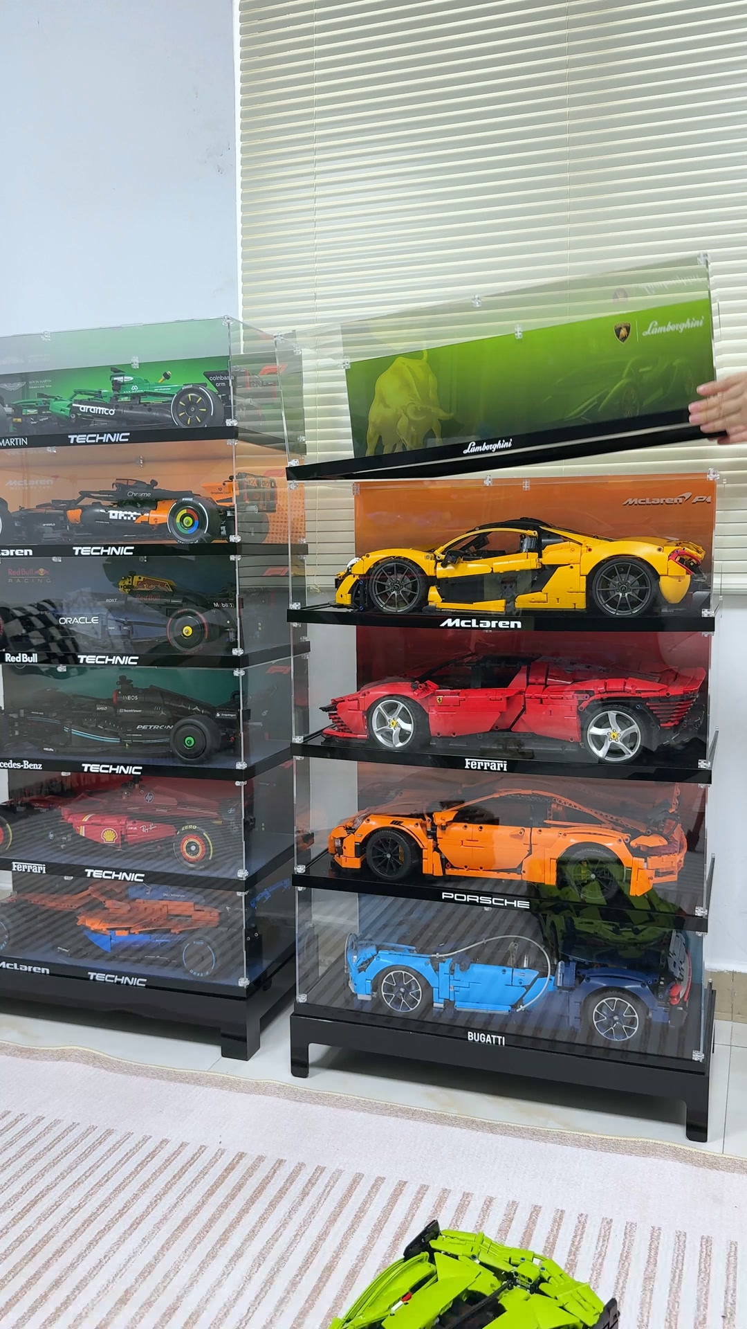 Anúncio de icuanuty display solutions