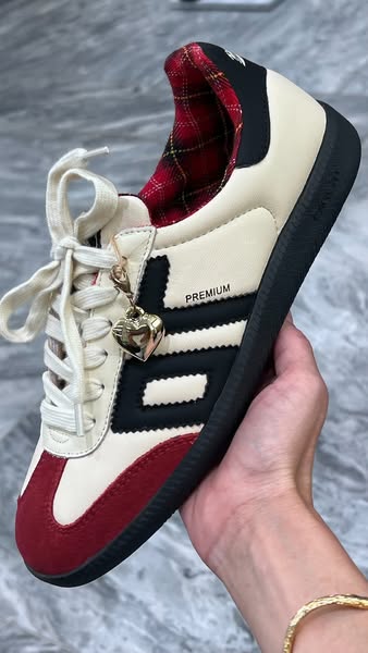 RETRO WITH A TWIST