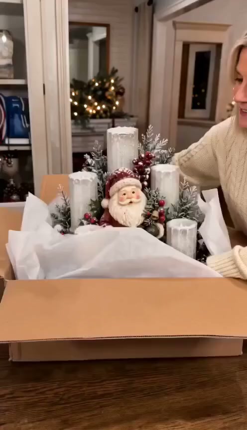 Beleuchtetes Weihnachtsgesteck – Kerzenschein, Tannengrün & Weihnachtszauber