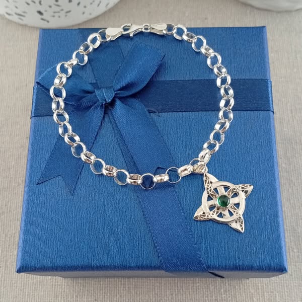 Pulsera Nudo esmeralda