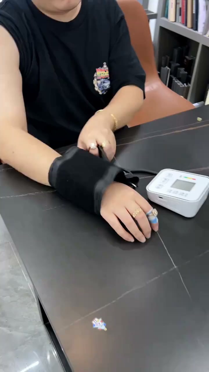 Easy Blood Pressure Tracking at Home