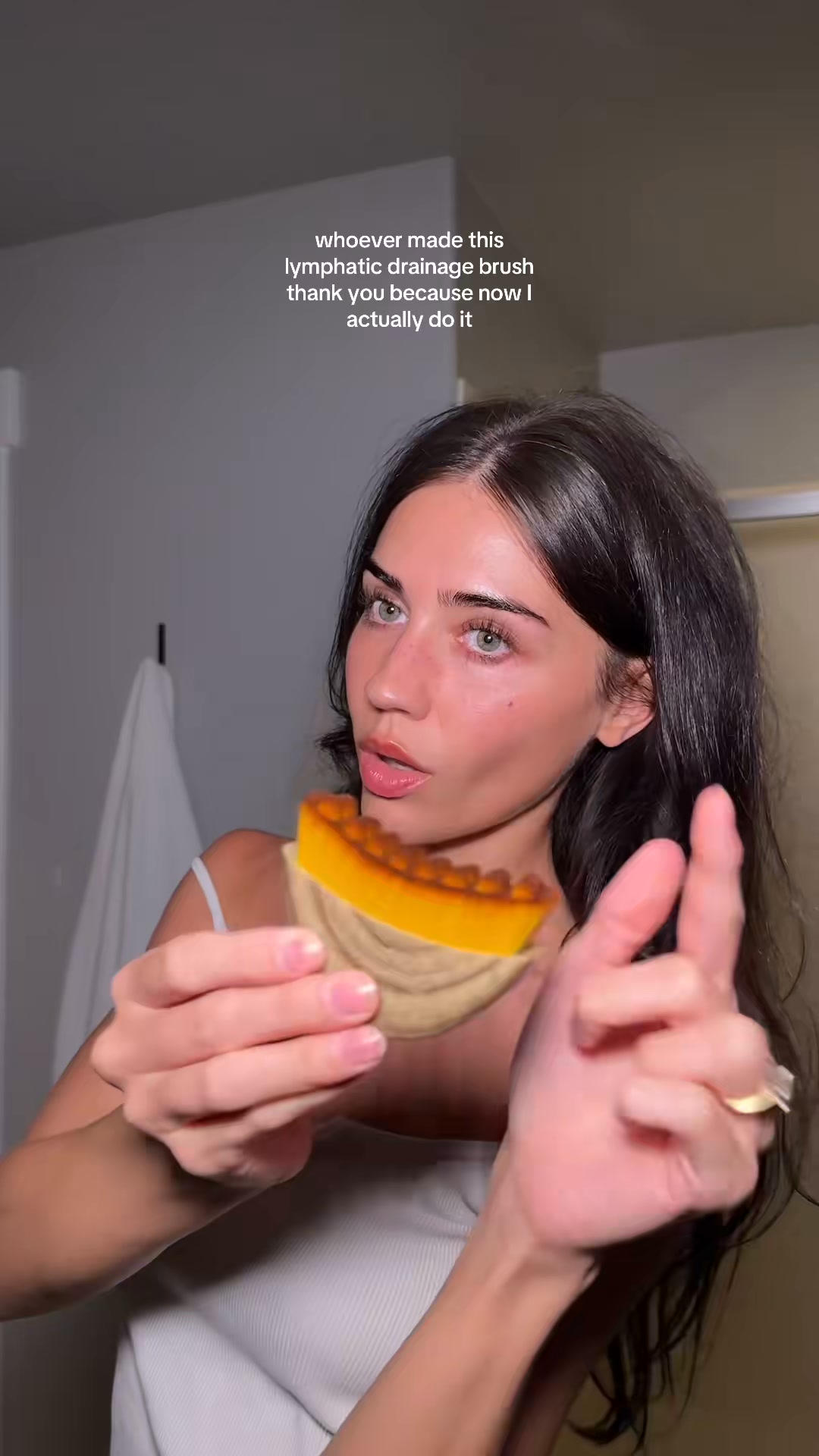 Join 100,000+ customers who transformed their skin with iBrushy!