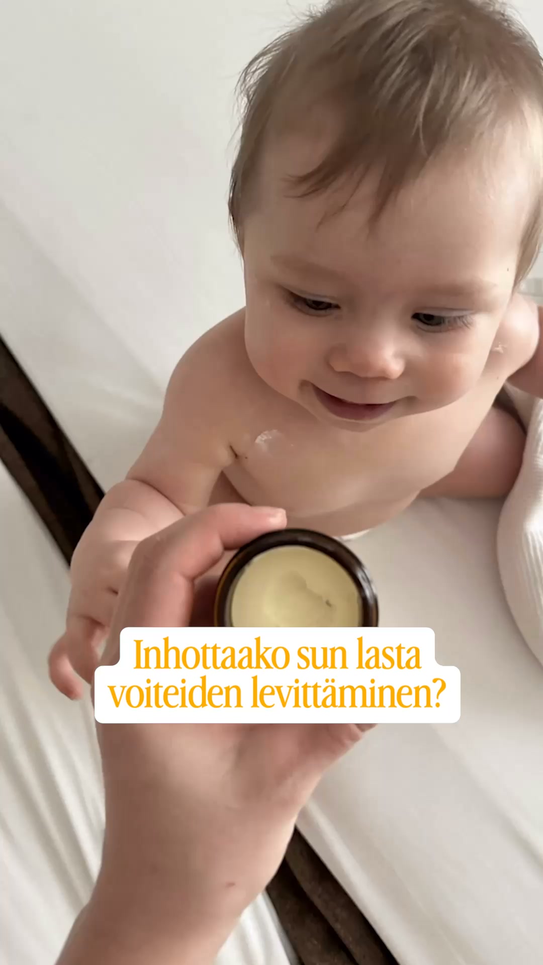 Inhottaako sunkin lasta ihovoiteiden levittäminen?