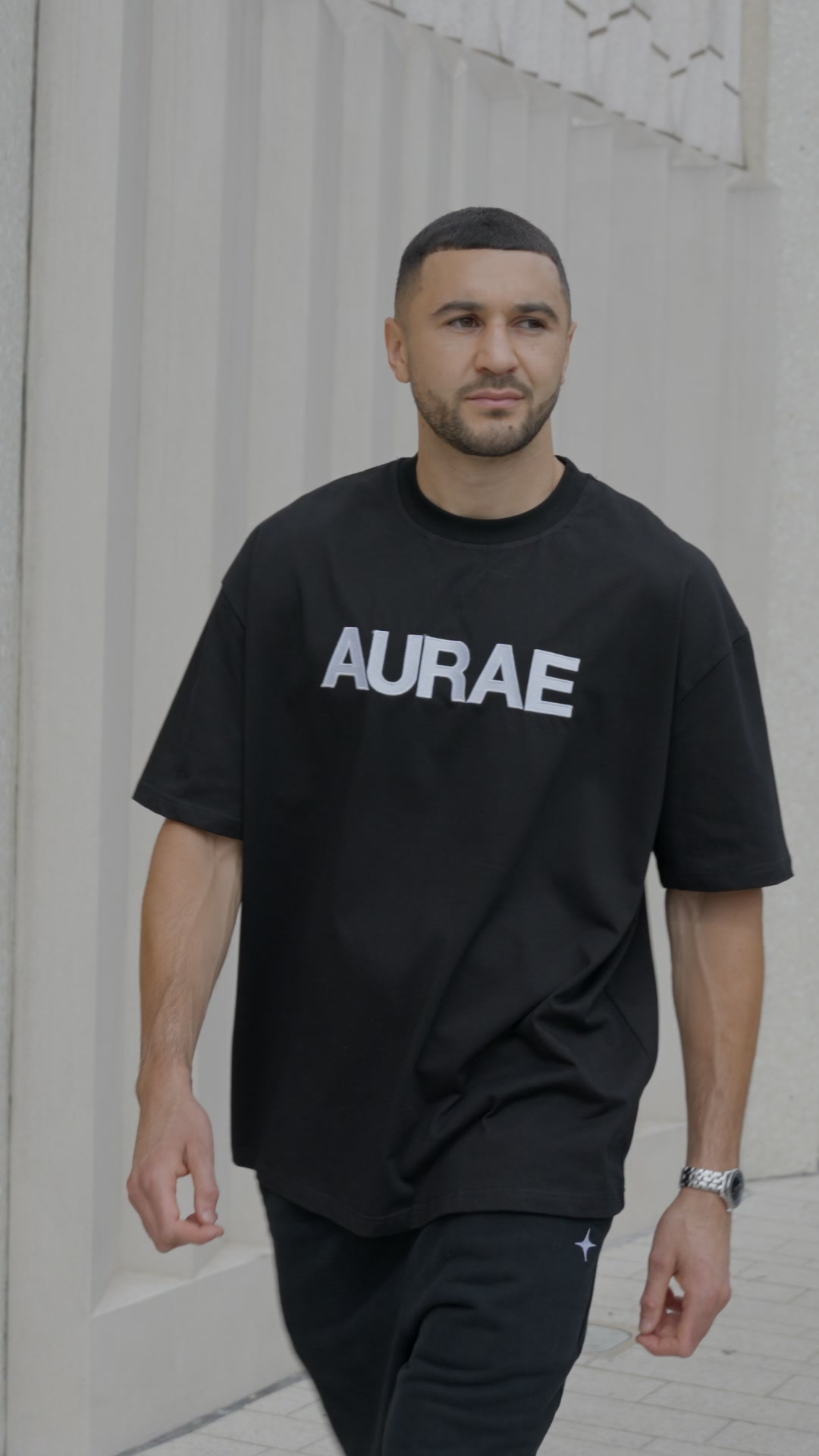 AURAE, Worn by Champions