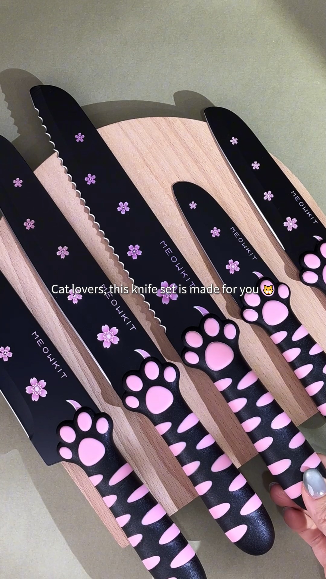 Anúncio de Meowkitofficial