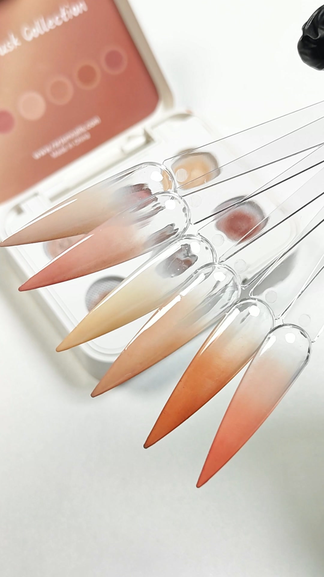 Anúncio de Rarjsm Gel Nail Polish