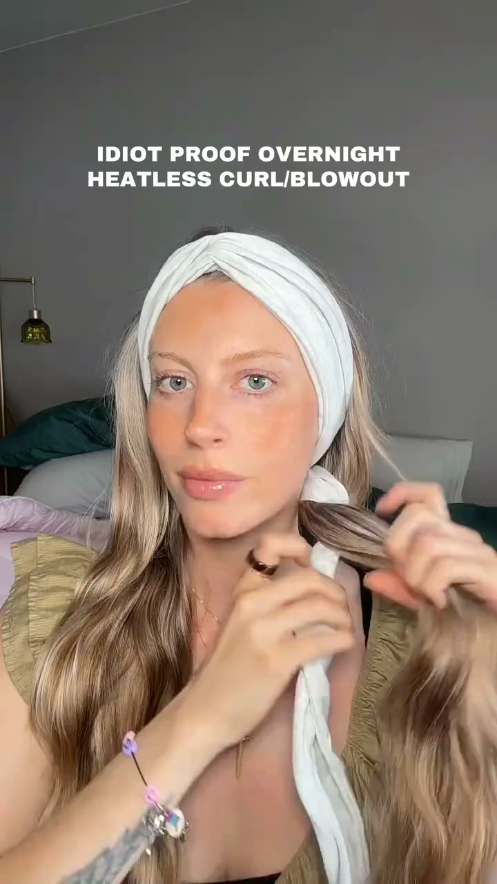 Wake Up To Soft Curls Without Heat