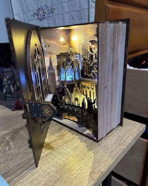 **154 Pieces. One Hidden World.**