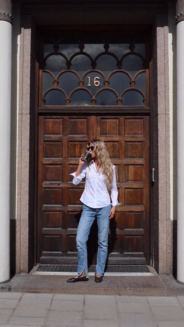 Anúncio de The Shirt Factory